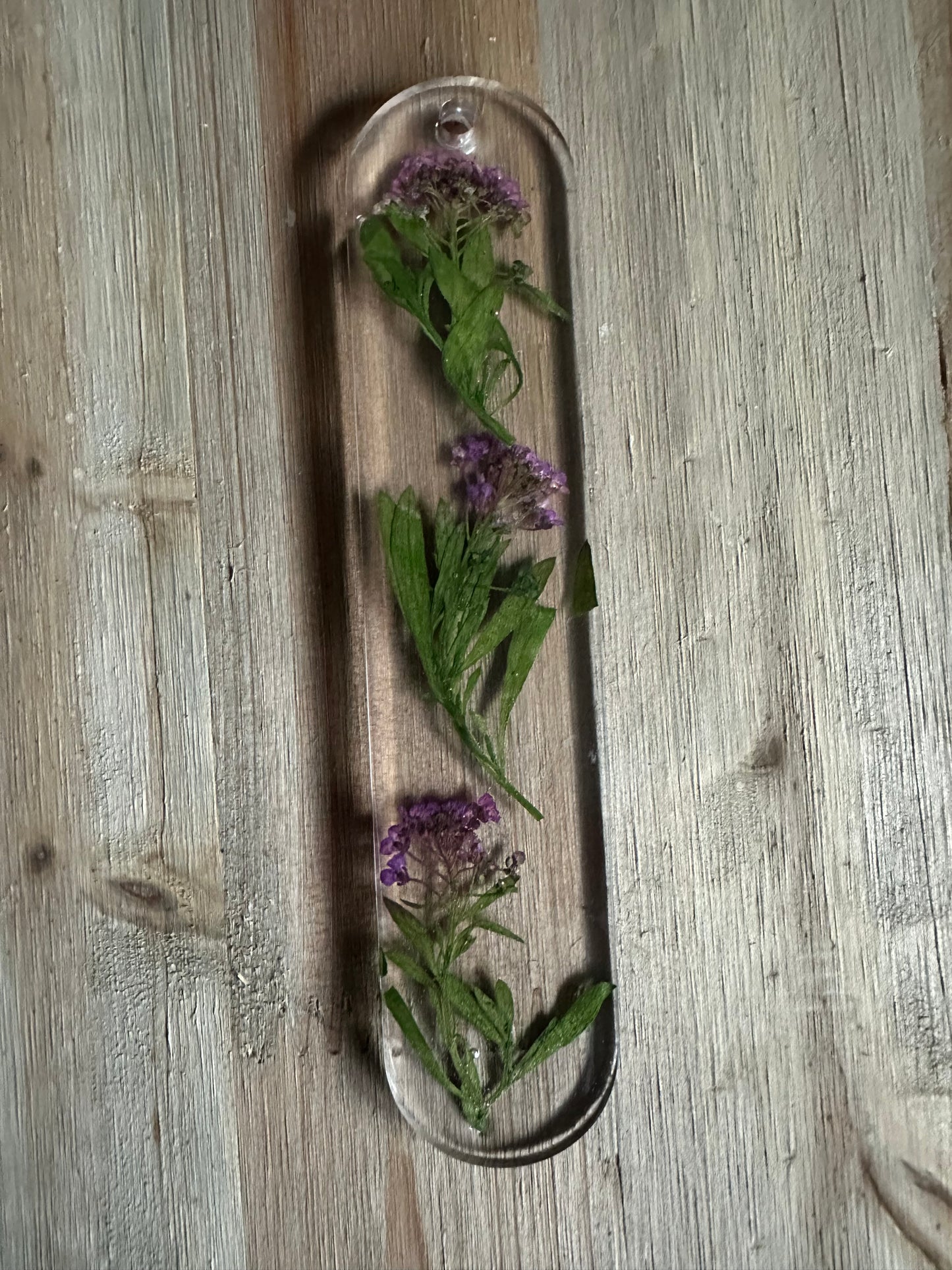 Handmade resin bookmarks with dried flowers