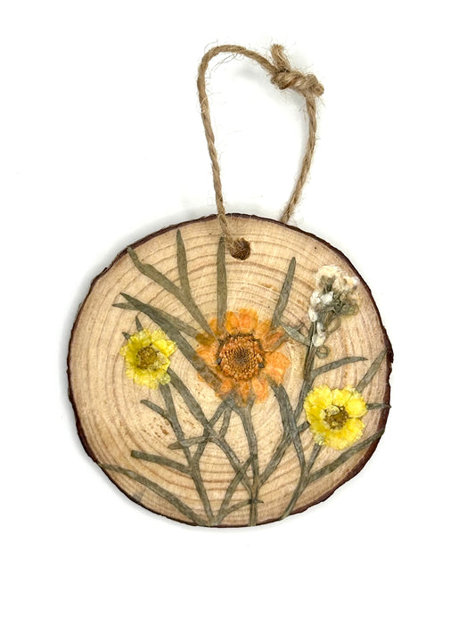 Dried flower ornament