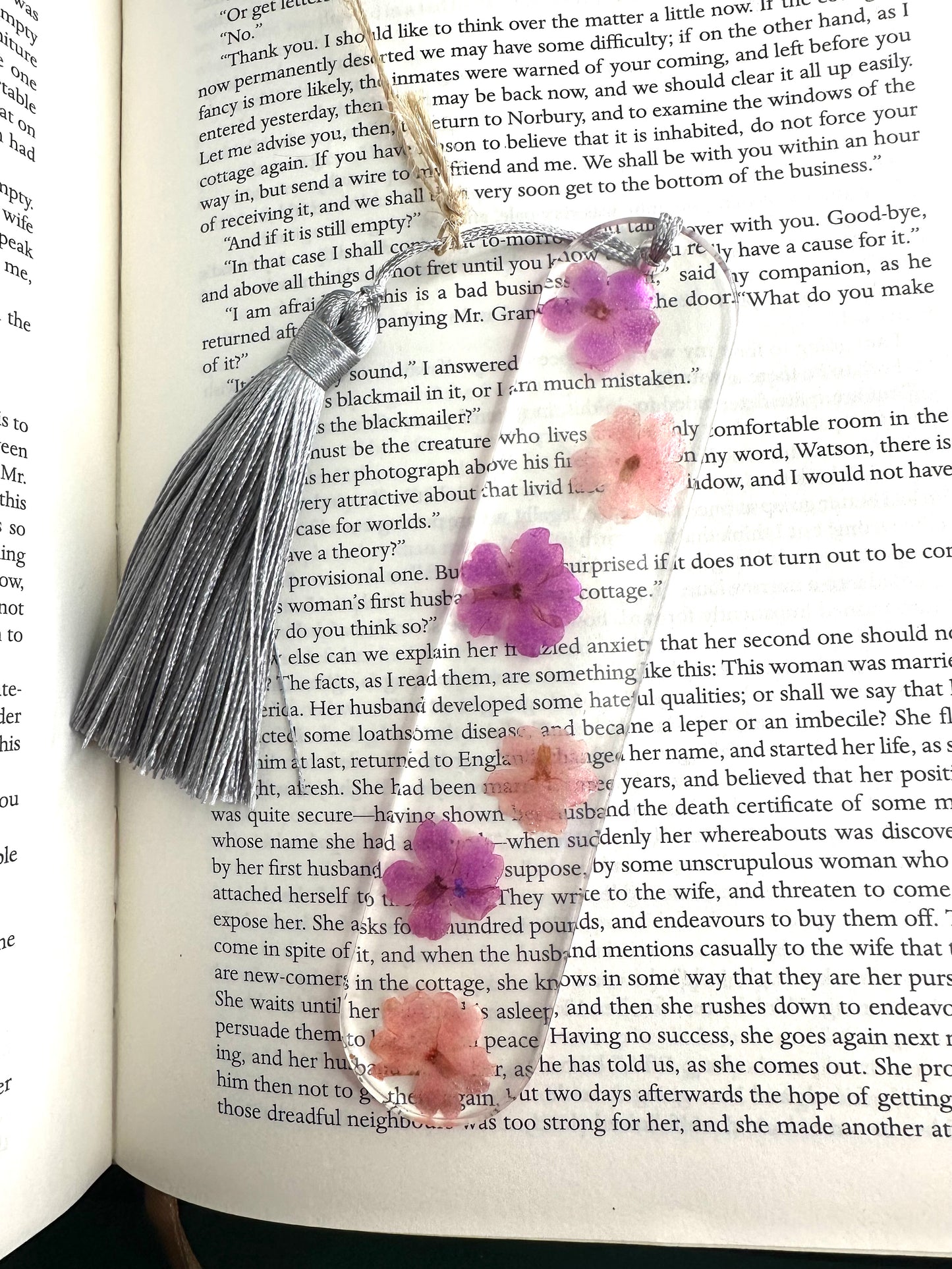 Resin bookmark