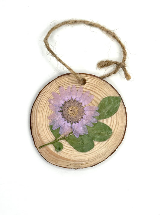 Dried flower ornament