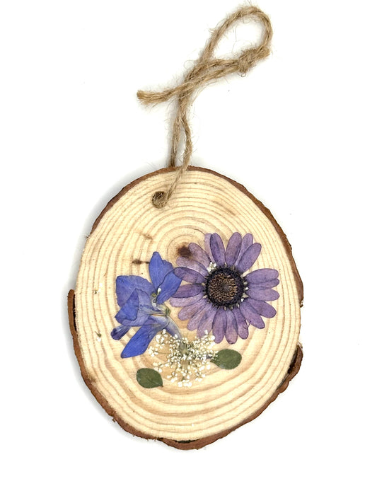 Dried flower ornament