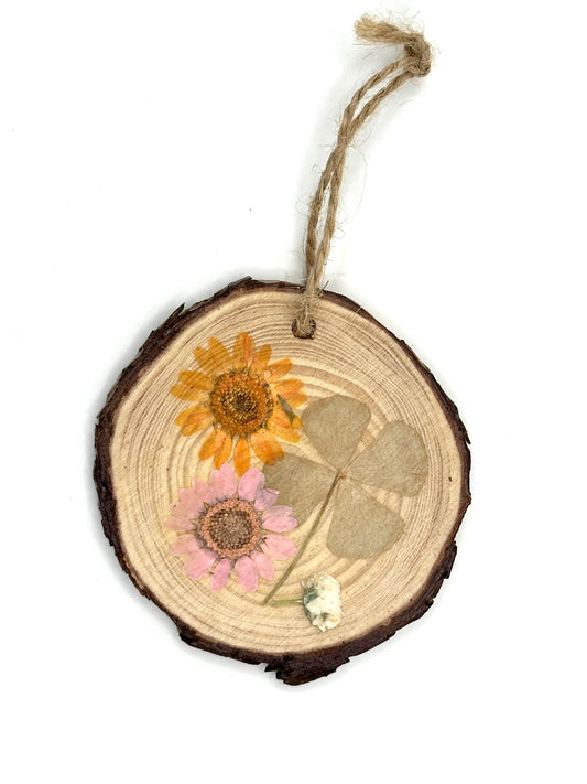 Dried flower ornament