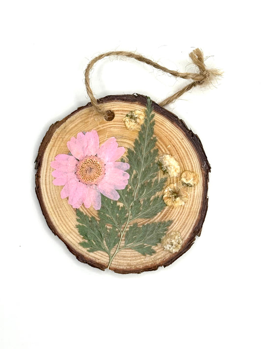 Dried flower ornament